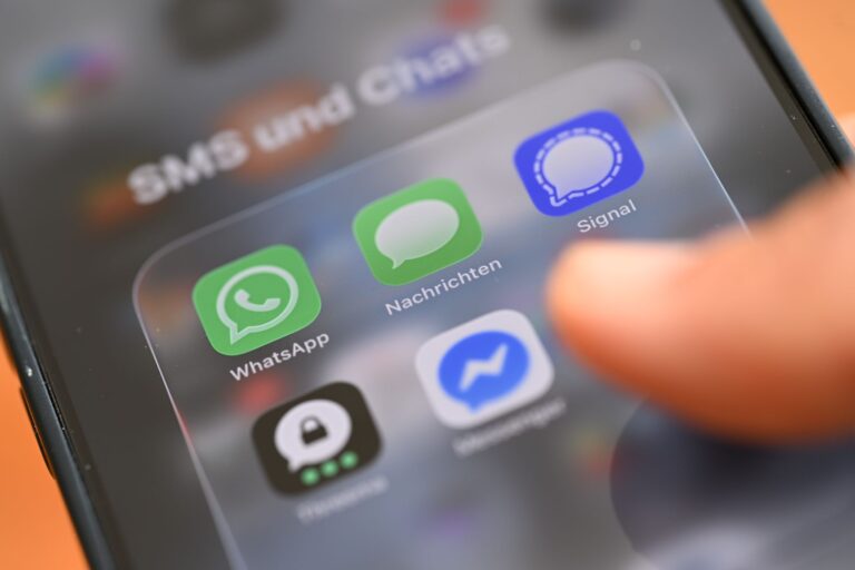 SMS umd Chats