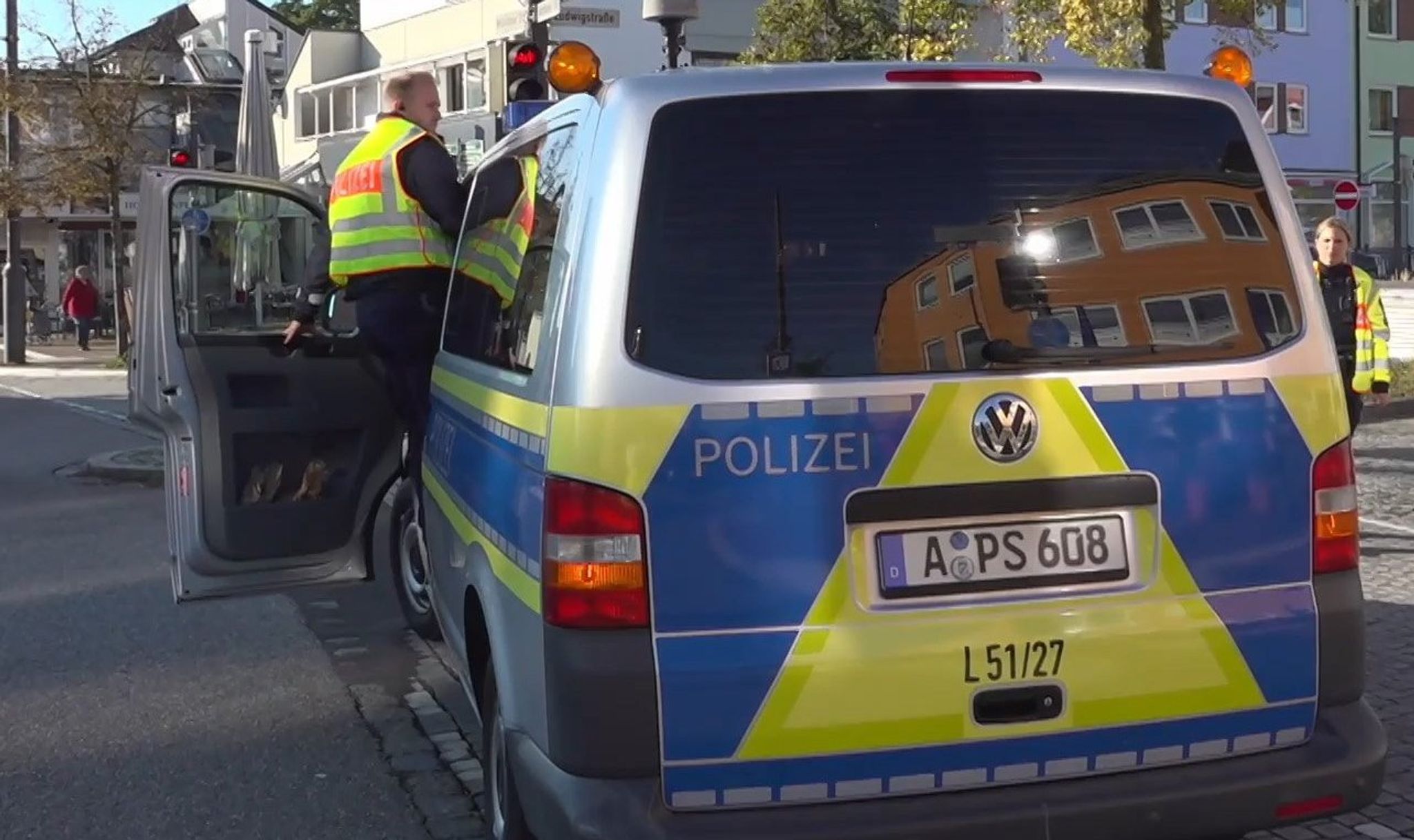 Polizei nimmt Verdächtigen an Friedberger Schule fest