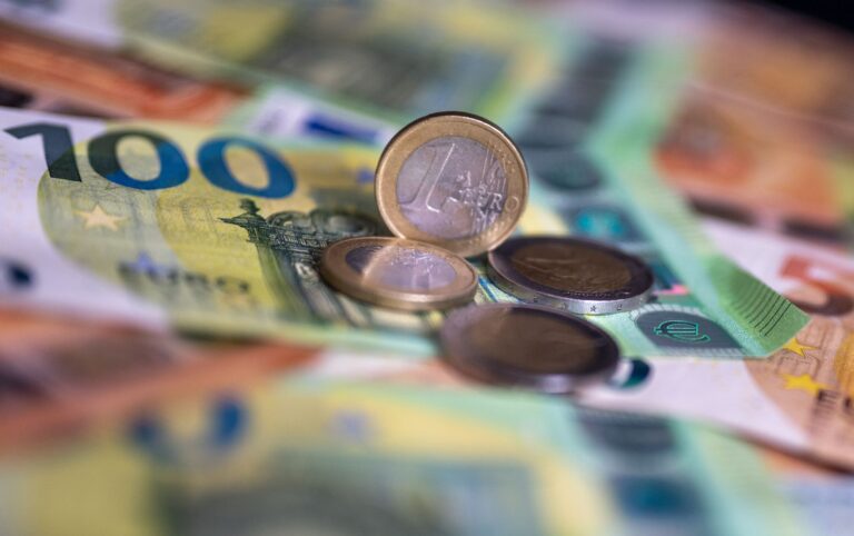 Kommunen mit immer größeren Löchern im Haushalt