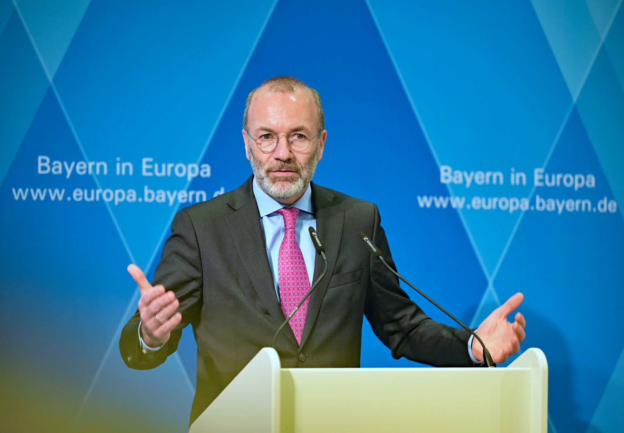 Manfred Weber