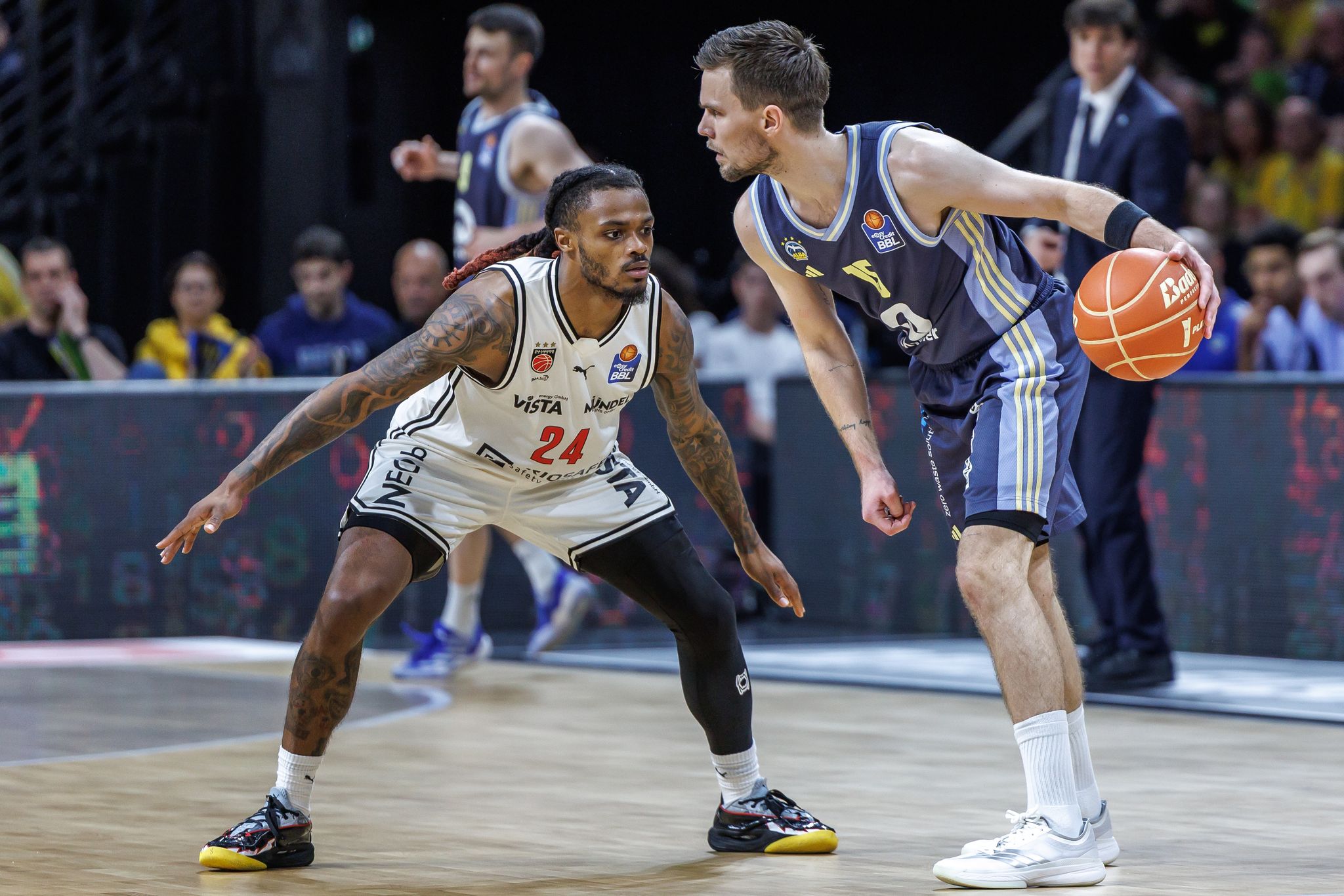 Alba Berlin - Bamberg Baskets