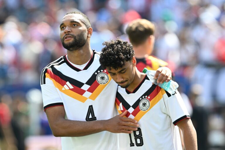 Jonathan Tah und Nathaniel Brown
