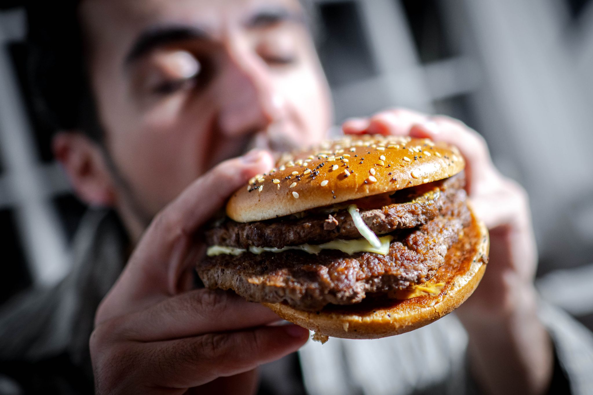 KI entwirft Rezepte für Burger