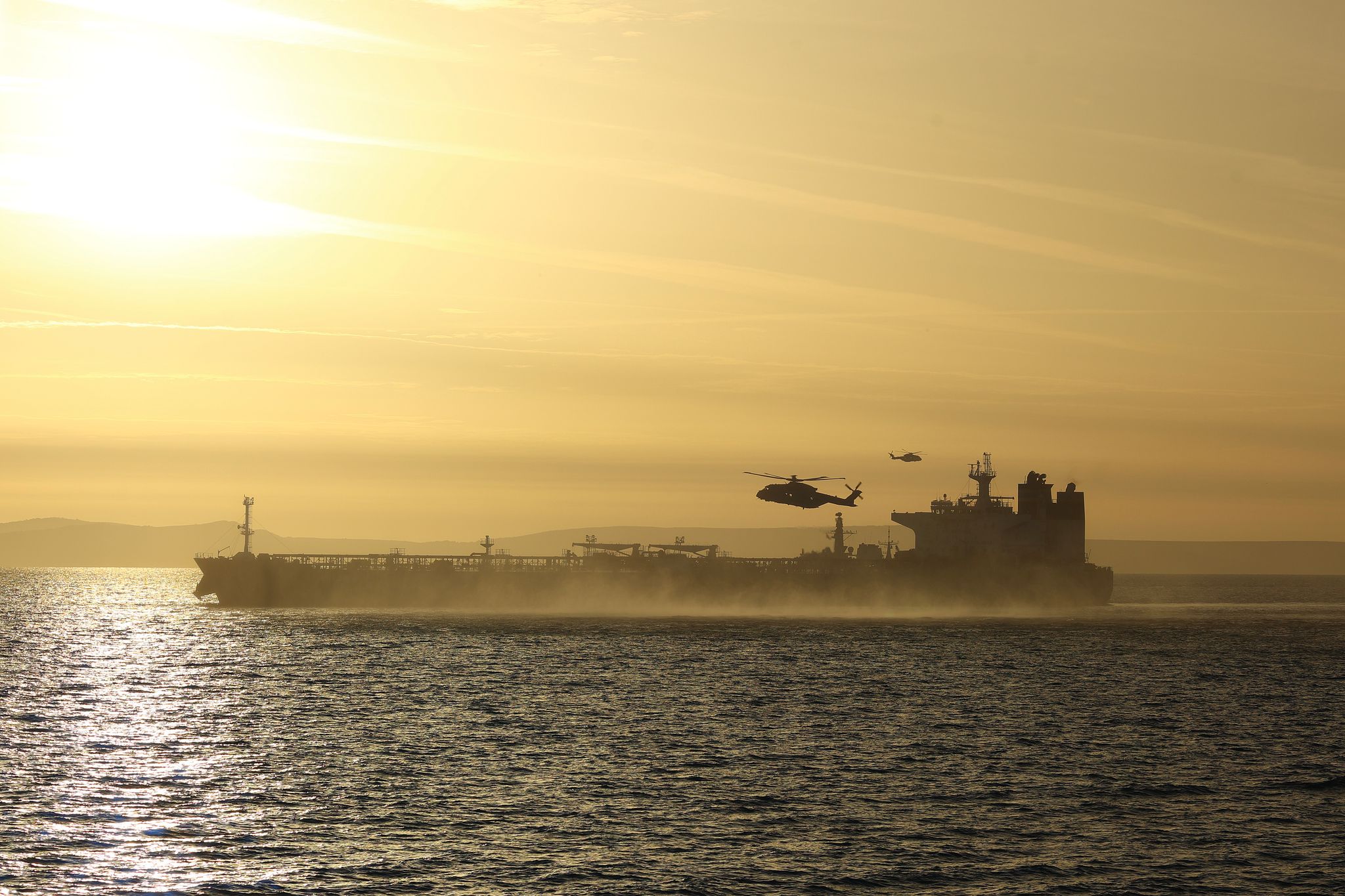Britische Armee stoppt Schattenflotte-Tanker
