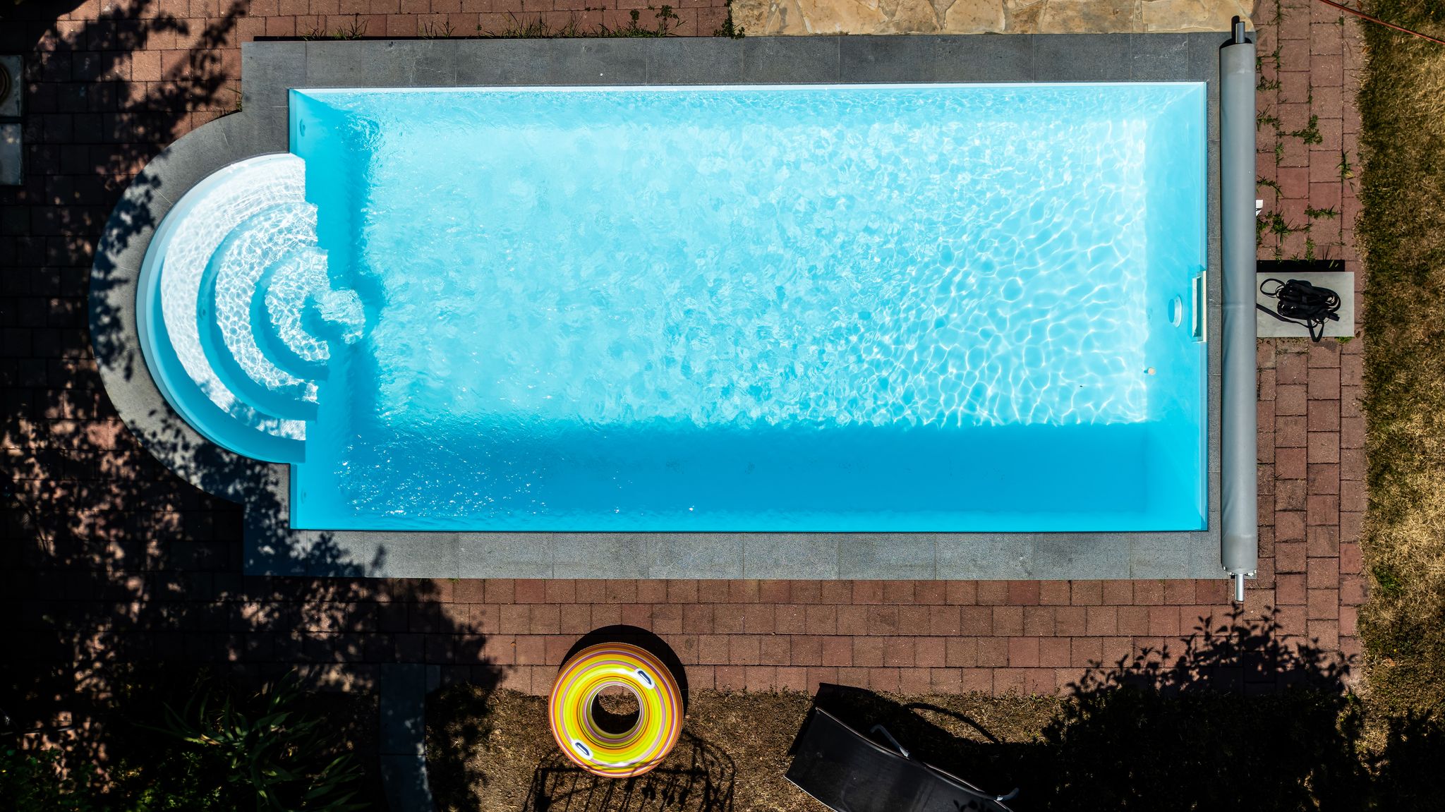 Im Pool planschen Krankheitserreger immer mit
