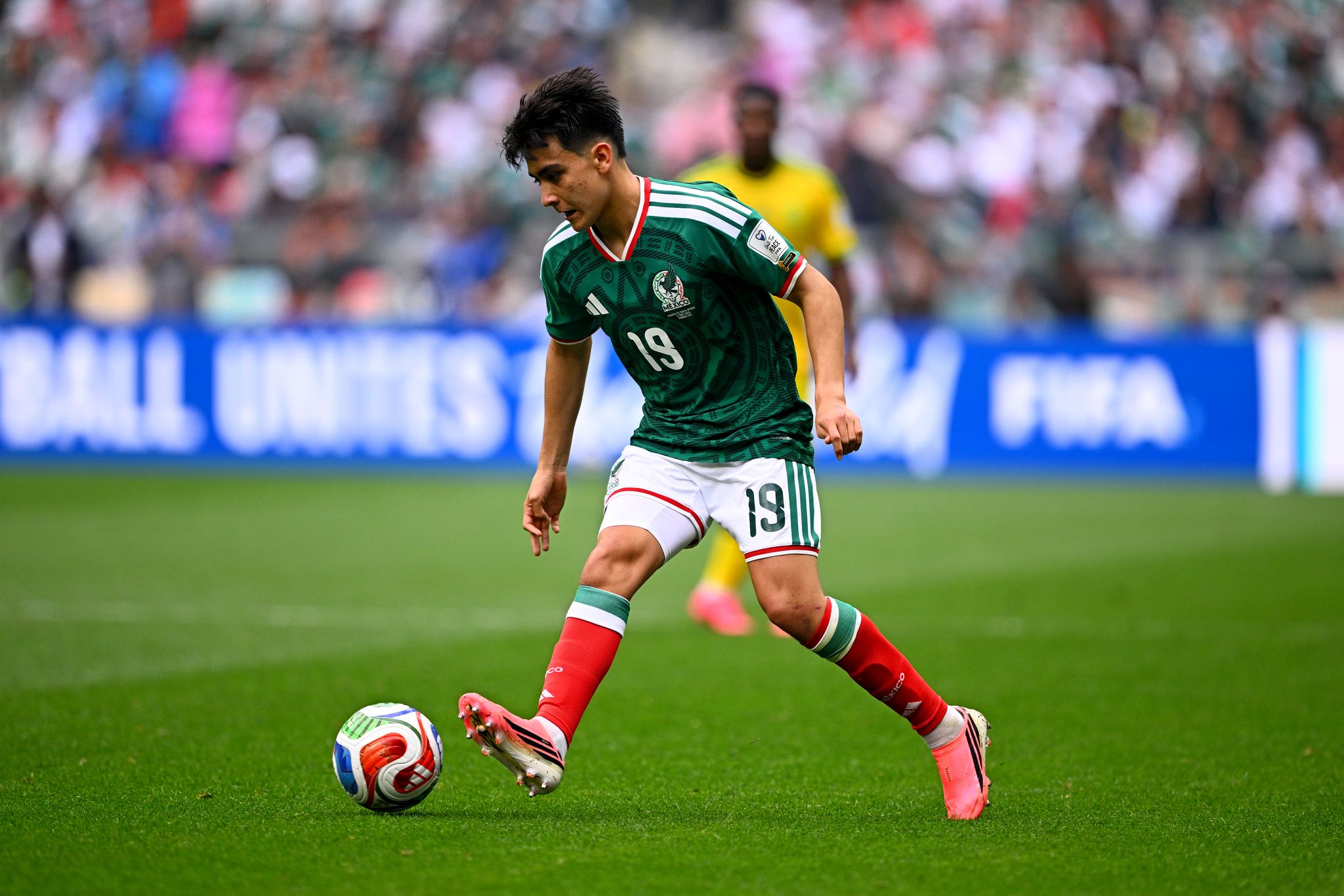 Gilberto Mora