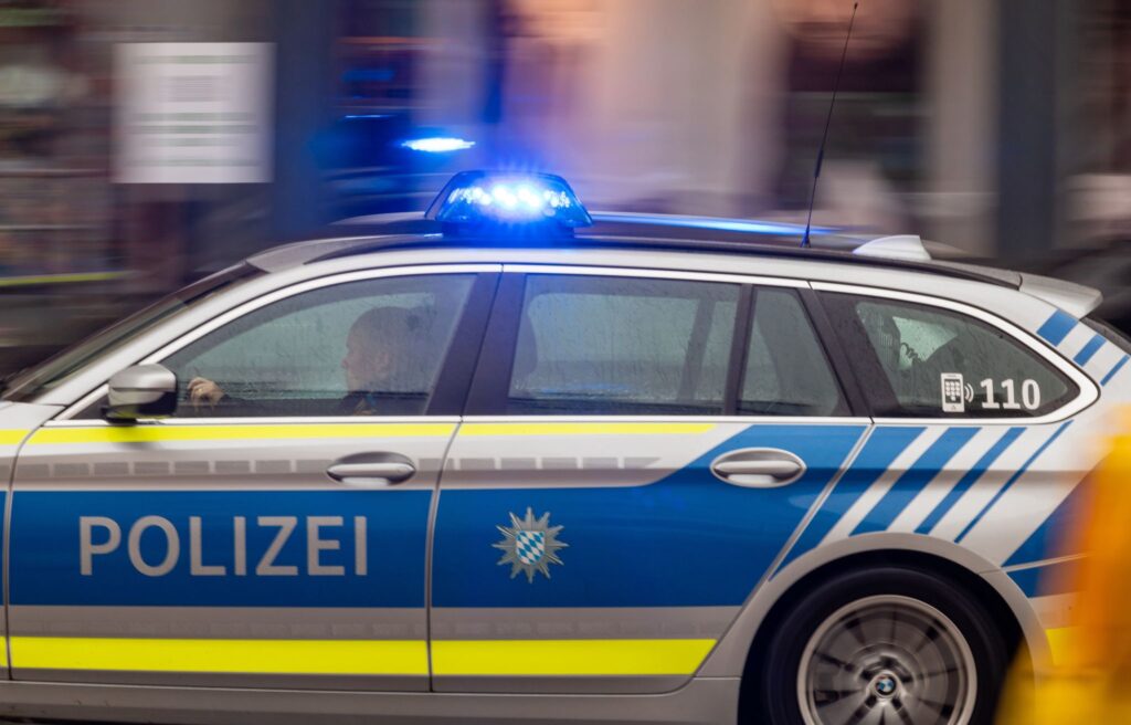 Polizeiwagen mit Blaulicht