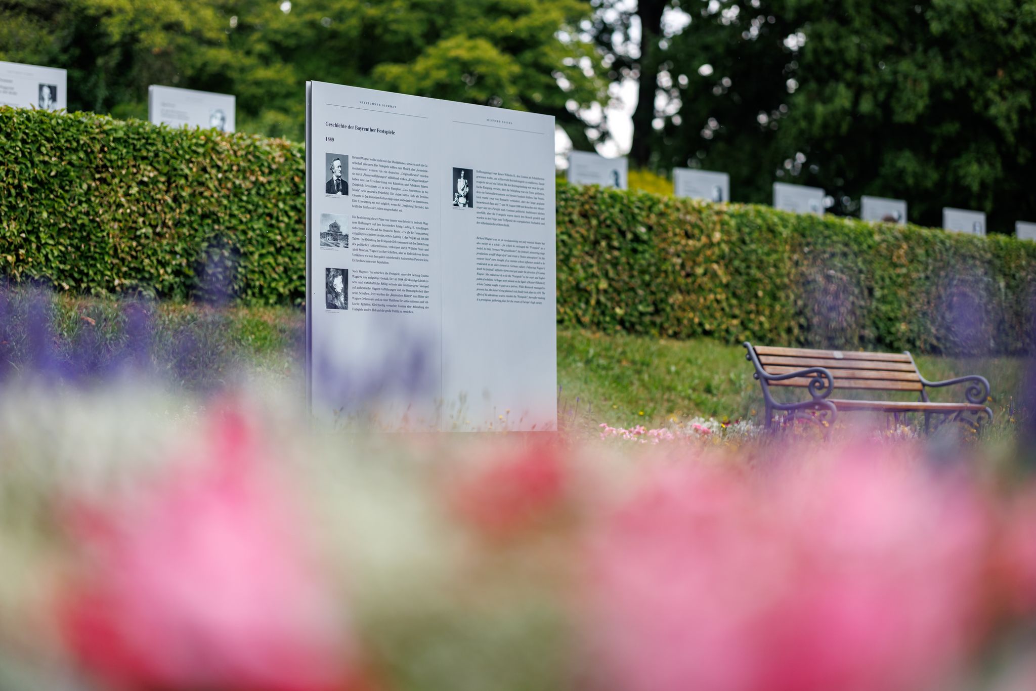 Freiluft-Ausstellung "Verstummte Stimmen"