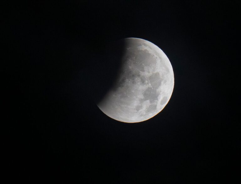 Partielle Mondfinsternis - Bayern