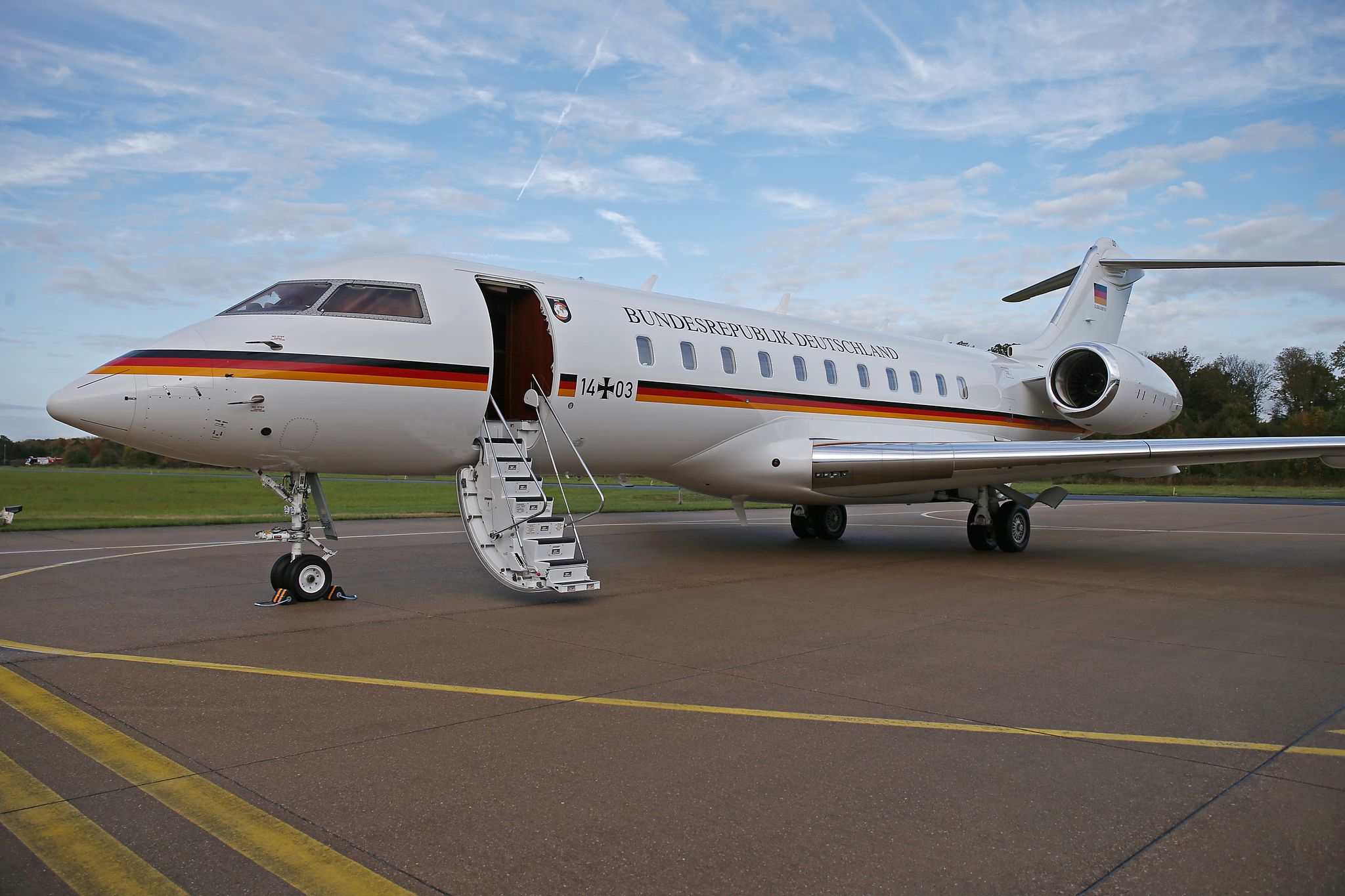 Luftwaffe Bombardier Global 5000