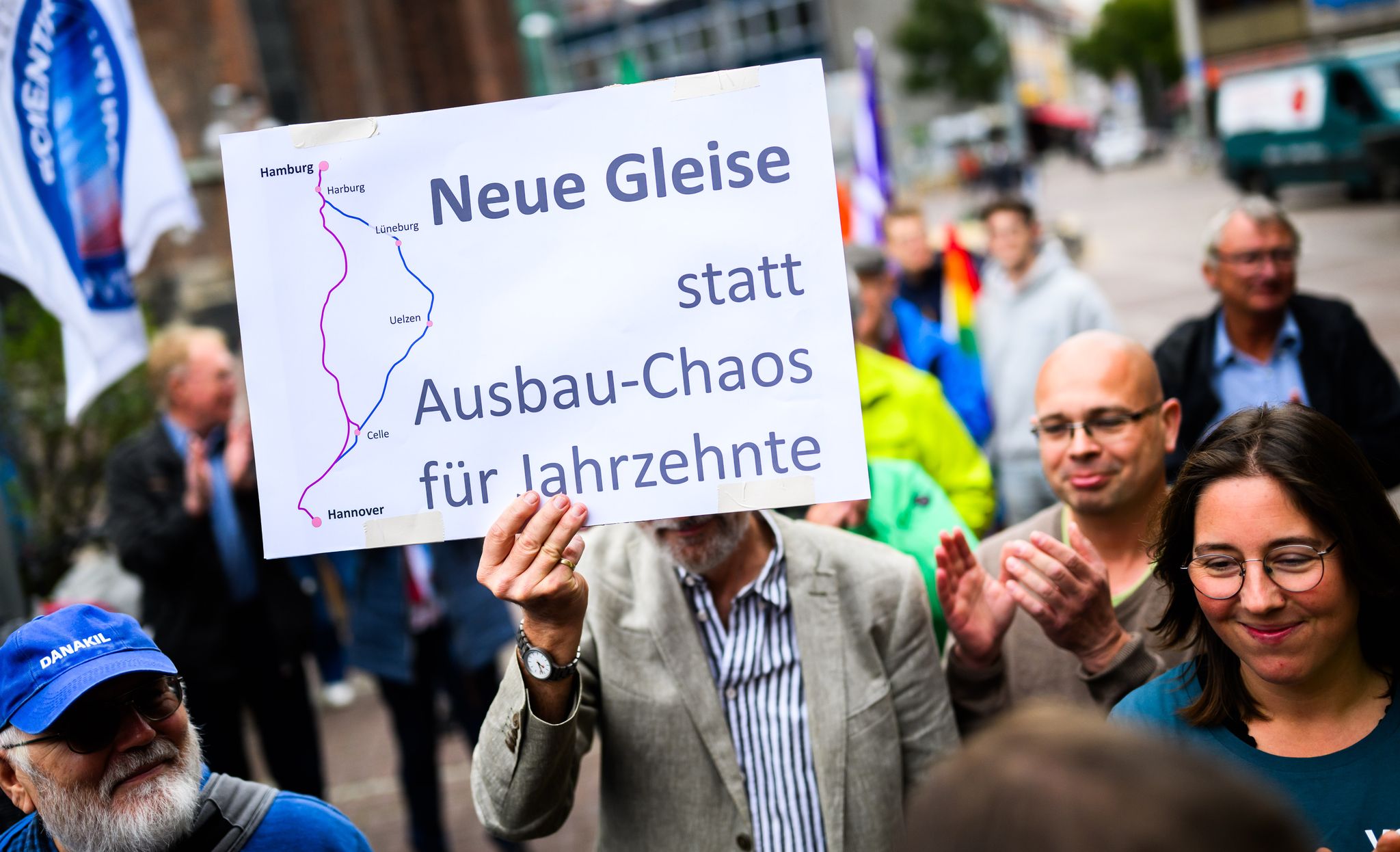 Demonstration für Bahn-Neubaustrecke Hamburg-Hannover