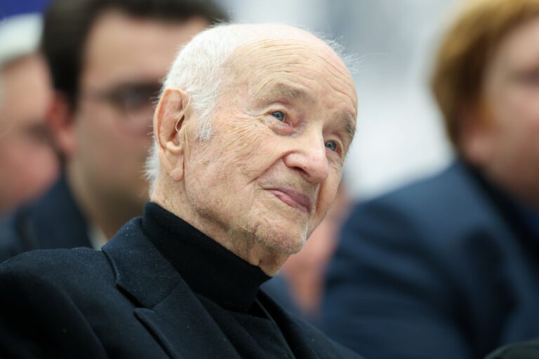 Armin Mueller-Stahl