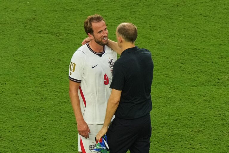 Thomas Tuchel (r) mit Harry Kane