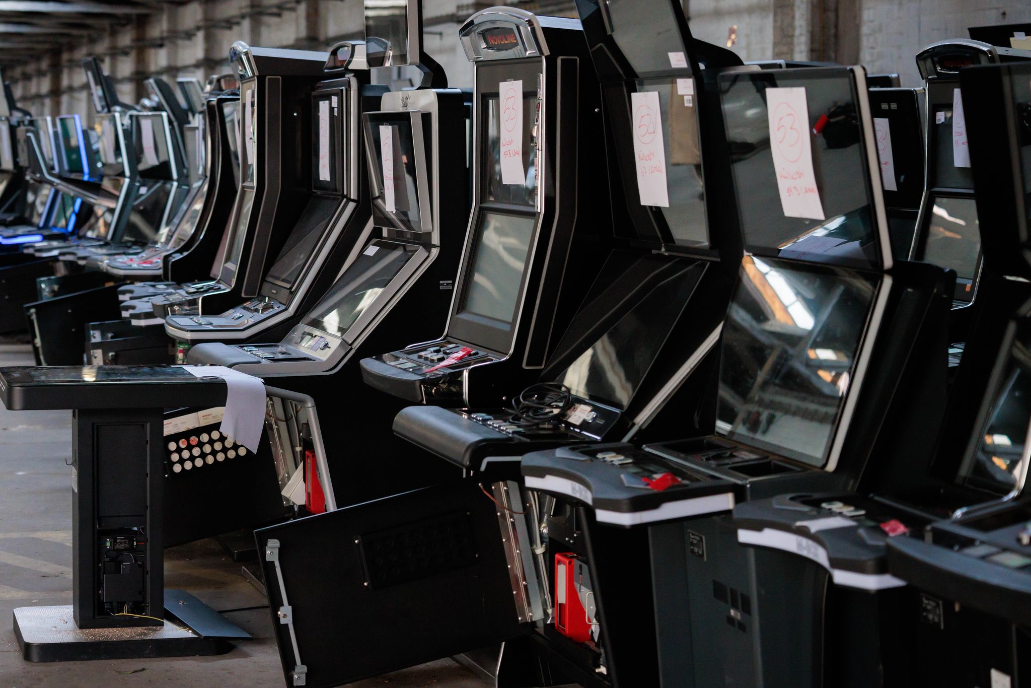 Pressetermin zu beschlagnahmten Glücksspielautomaten