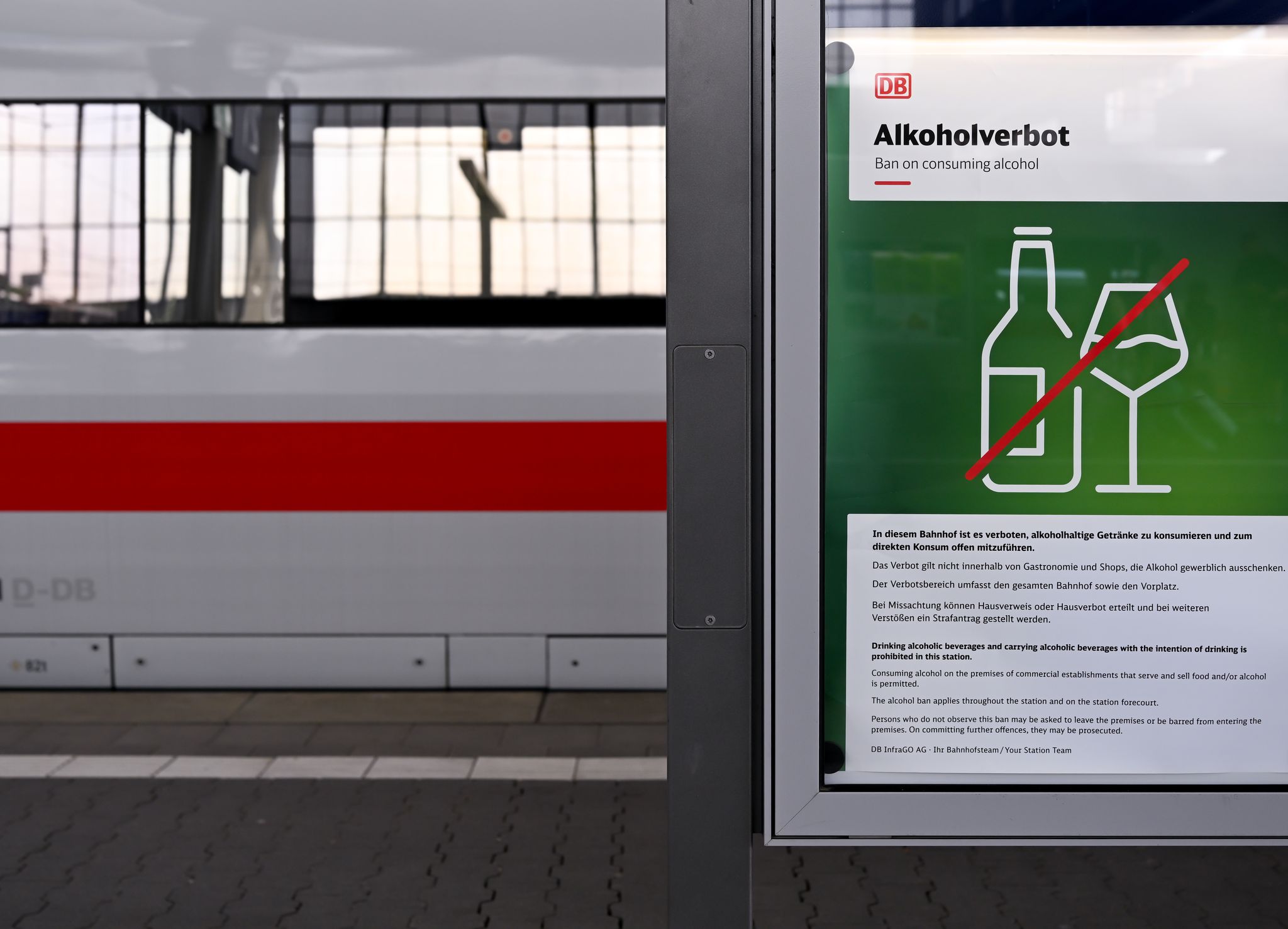 Winterzeit, Tankrabatt, Bahnhöfe – was sich im Oktober ändert