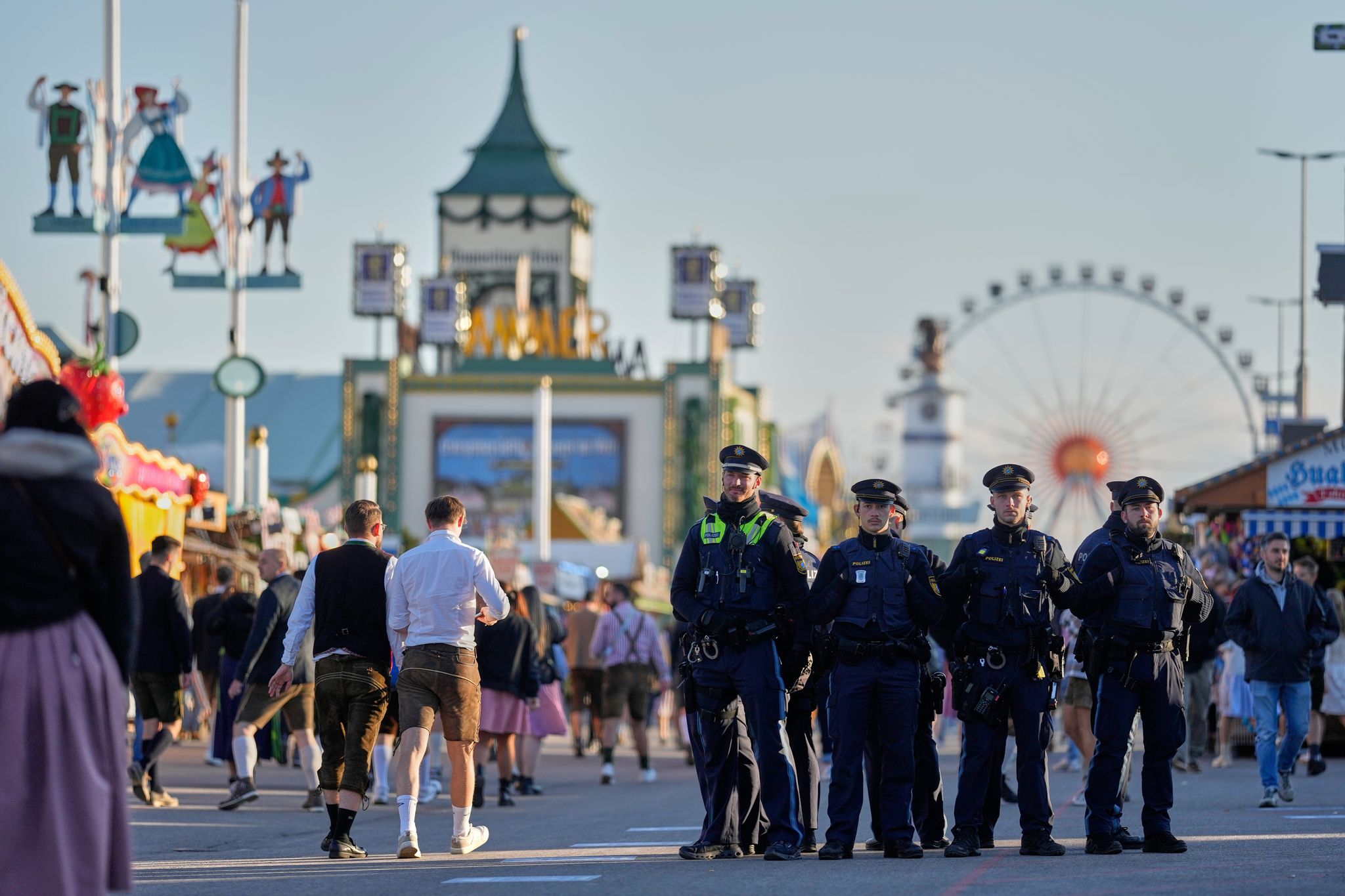 Polizisten auf der Wiesn