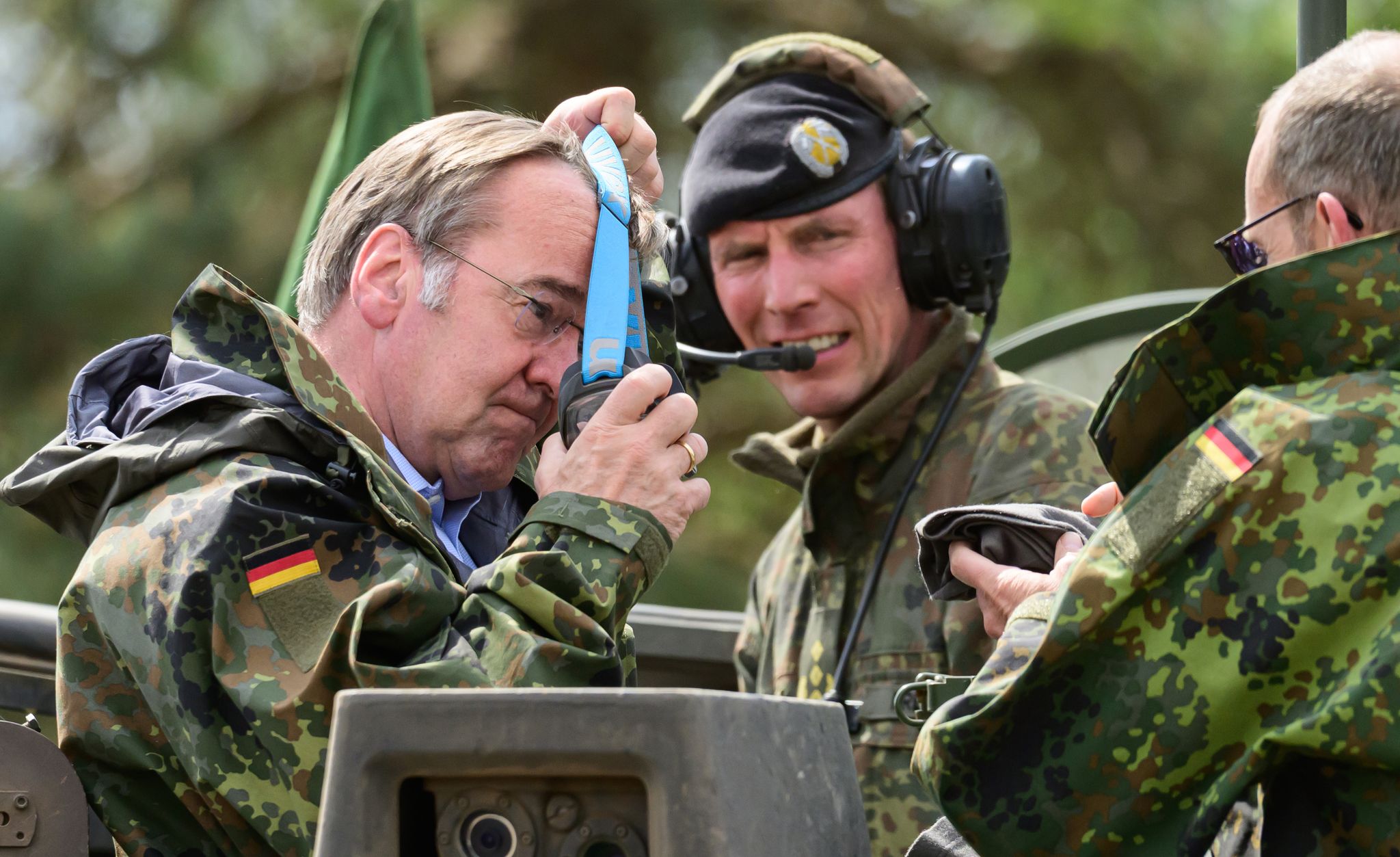 Boris Pistorius besucht Bundeswehr in Munster