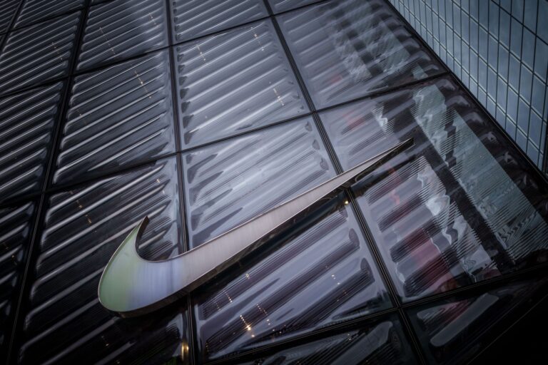Logo von Nike